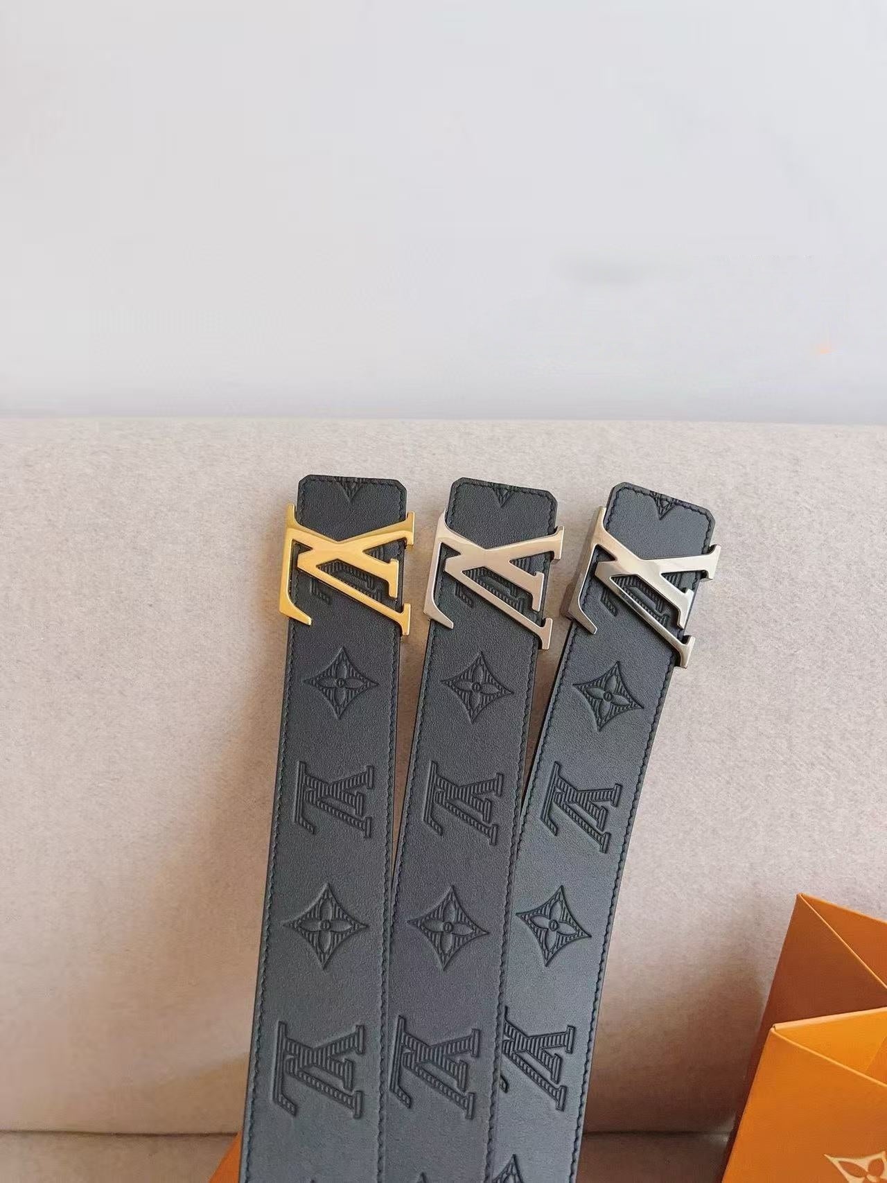 L Genuine leather belt V delivery 3 to 7 working days