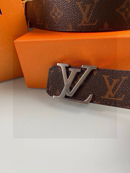 L Genuine leather belt V delivery 3 to 7 working days